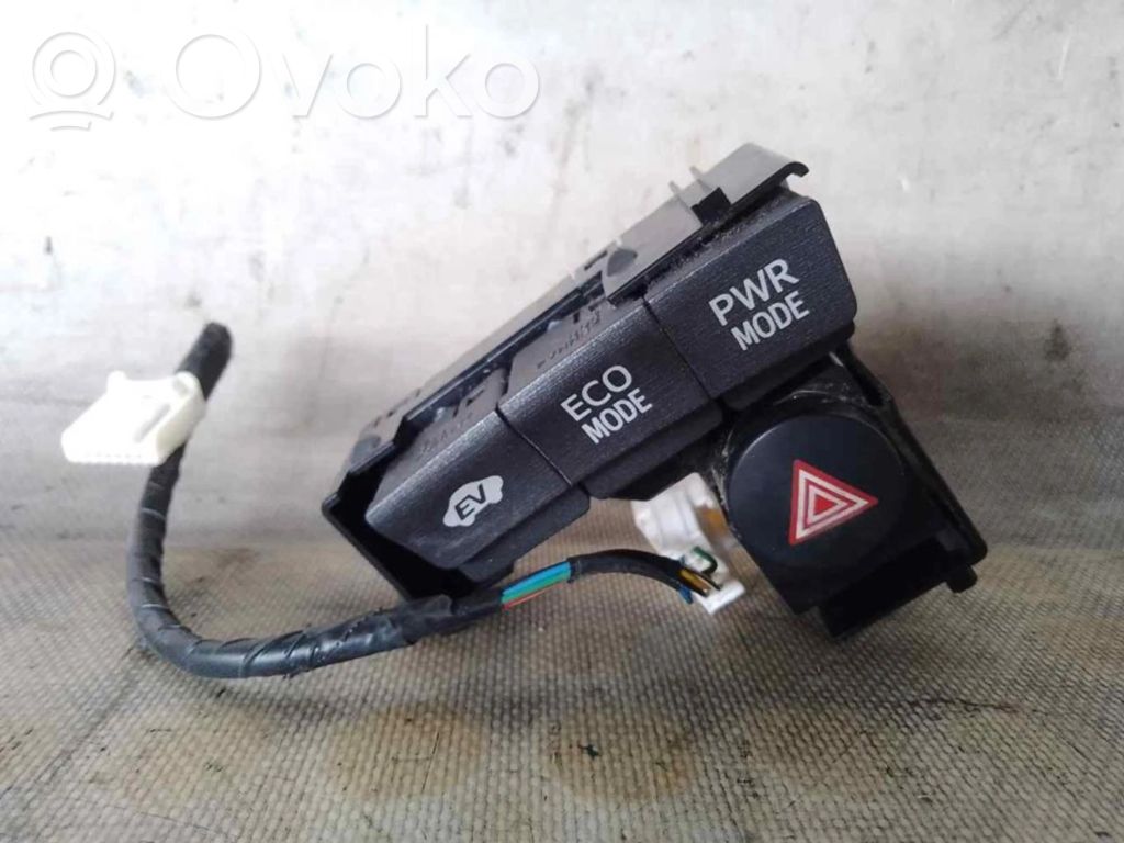 Toyota Prius (NHW20) Botón interruptor de luz de peligro 