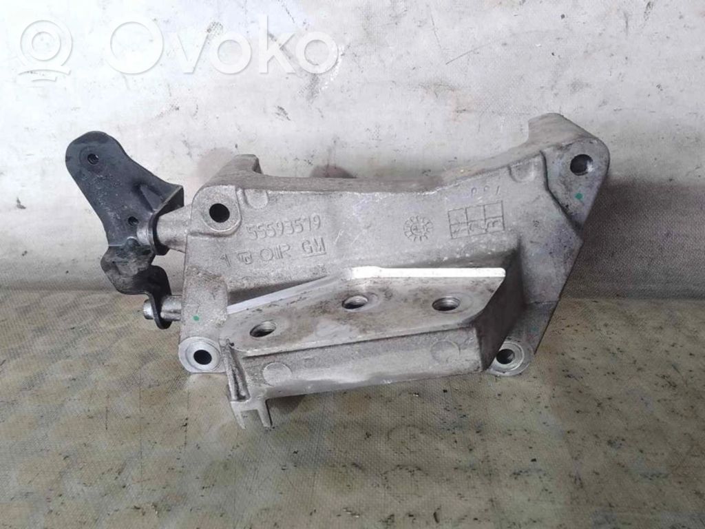 Opel Corsa E Supporto di montaggio del motore 