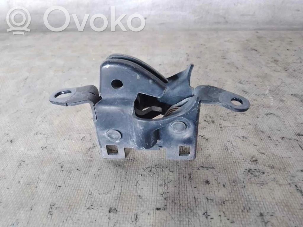 Tie down hook / loop   A4548800260