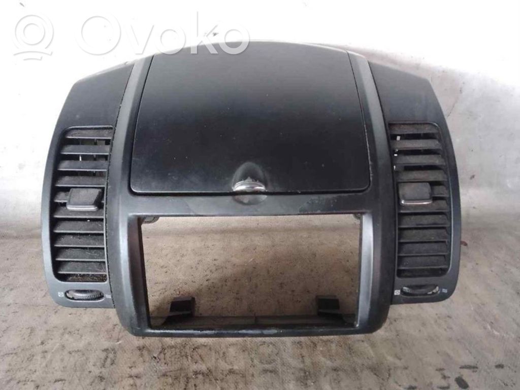 Nissan Note (E11) Daiktadėžė 