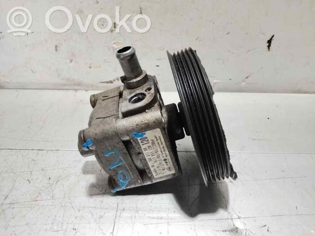 Volvo XC90 Power steering pump 