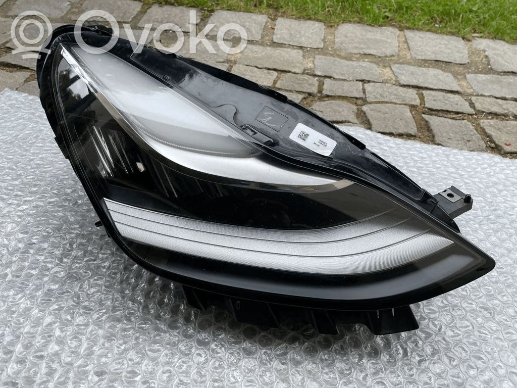 Tesla Model 3 Headlight/headlamp 