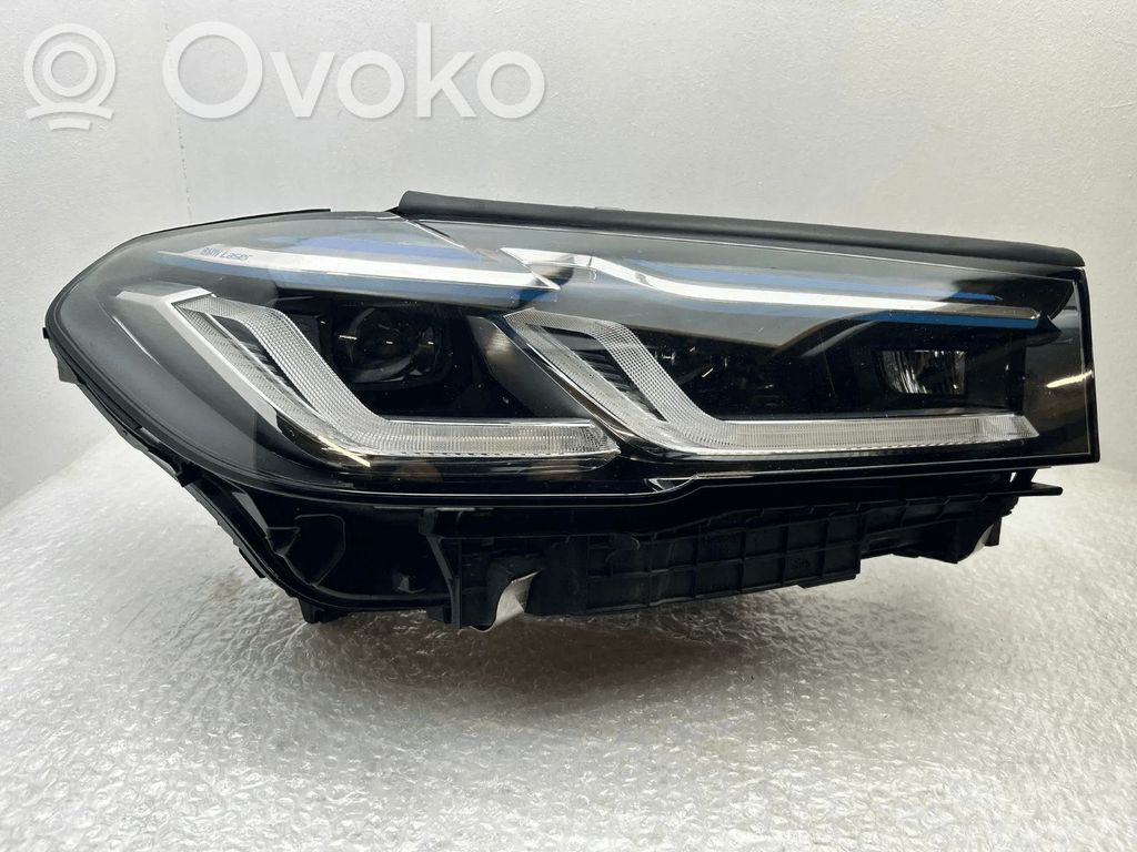 BMW 5 G30 G31 G38 Lampa przednia 