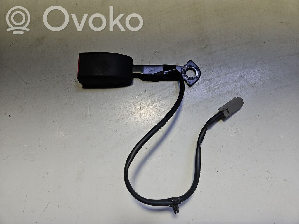 Mazda 5 Etuistuimen turvavyön solki 
