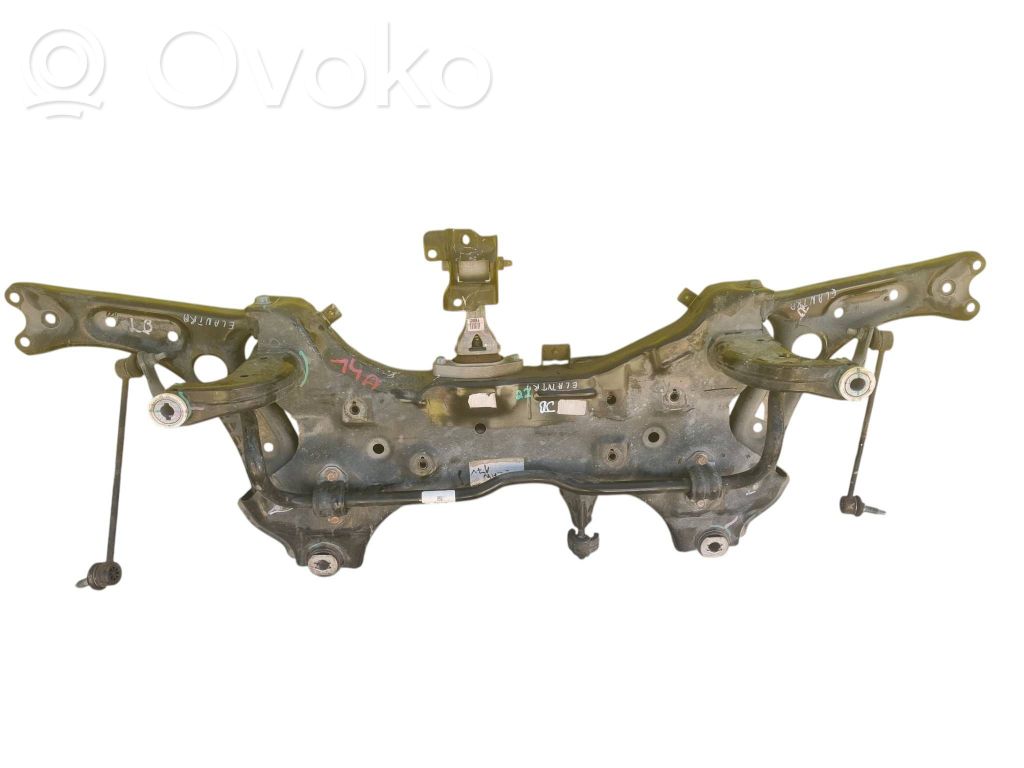 Hyundai Elantra VI Priekšējais šķērsnis 
