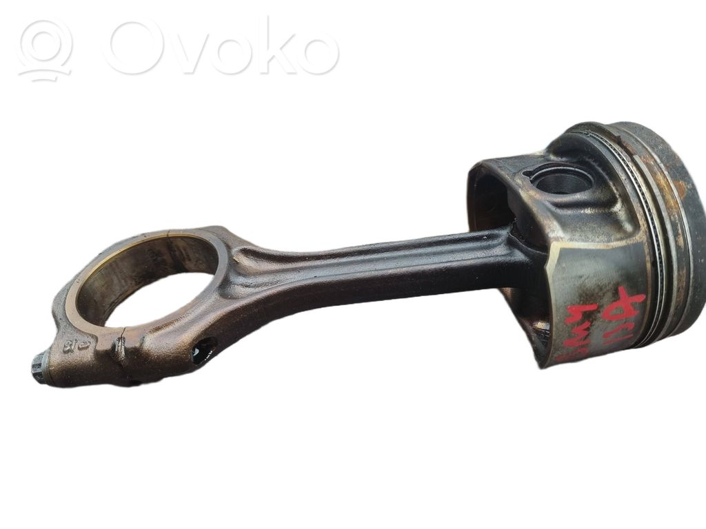 Volkswagen Golf V Piston with connecting rod 