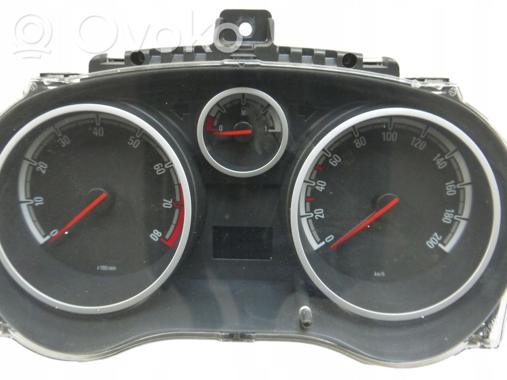 Opel Corsa D Nopeusmittari (mittaristo) 