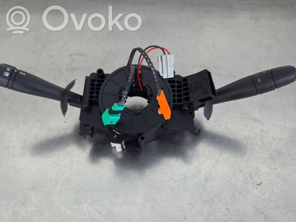 Opel Vivaro Wiper control stalk 