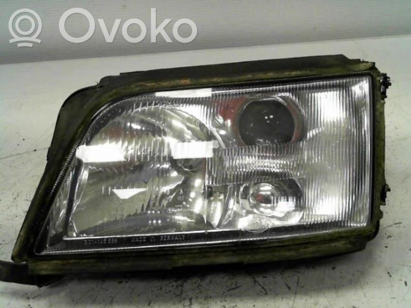 Audi A6 S6 C4 4A Scheinwerfer 