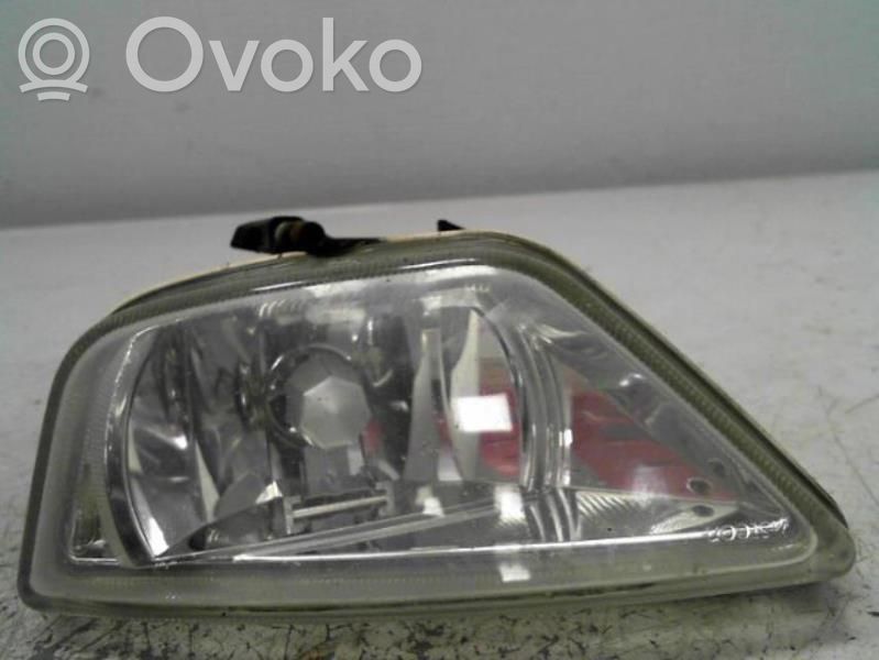 Ford Focus Miglas lukturis priekšā 