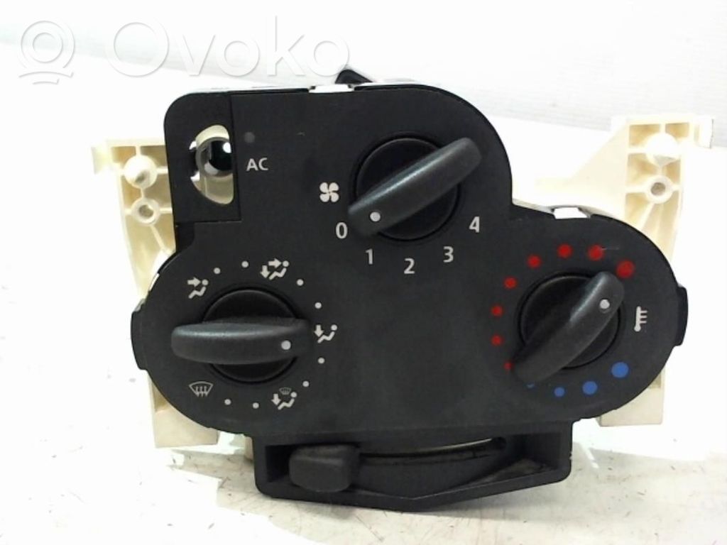 Dacia Logan I Climate control unit 