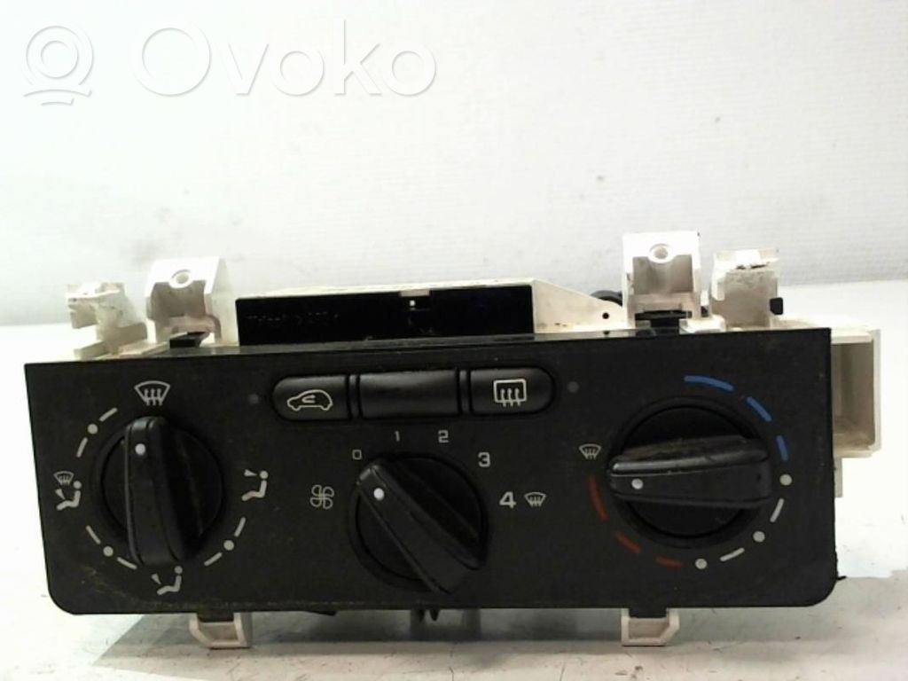 Citroen C2 Climate control unit 