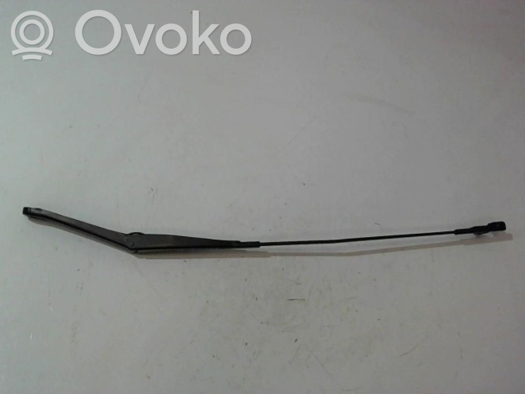 Ford Focus Front wiper blade arm 