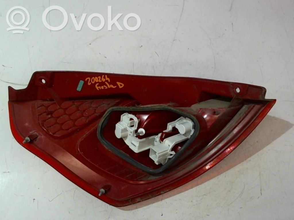 Ford Fiesta Aizmugurējais lukturis virsbūvē 