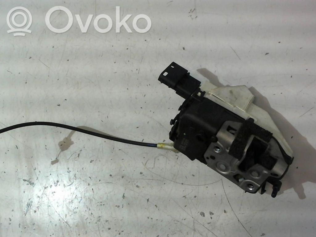 Citroen C3 Priekšpusē slēdzene 