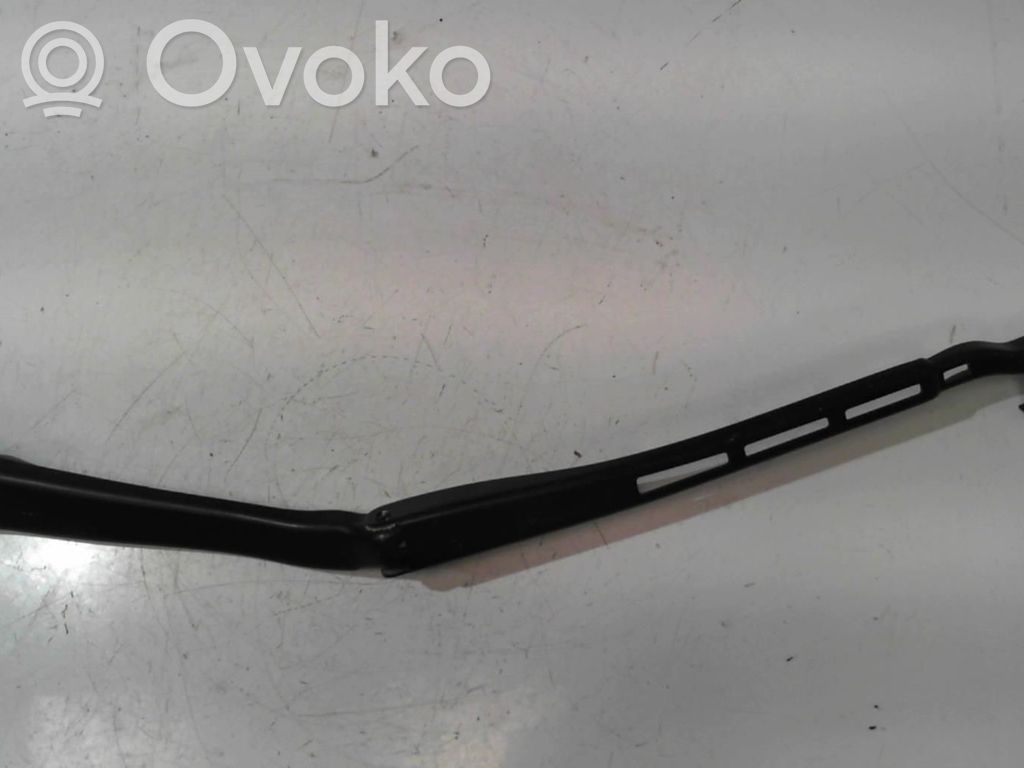 BMW 3 E92 E93 Front wiper blade arm 