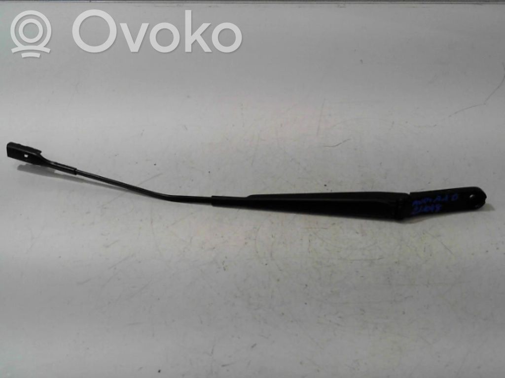 Audi A1 Ramię wycieraczki szyby przedniej / czołowej 