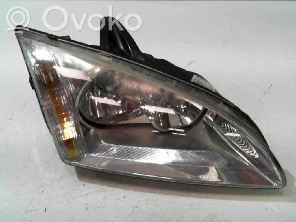 Ford Focus Headlight/headlamp 