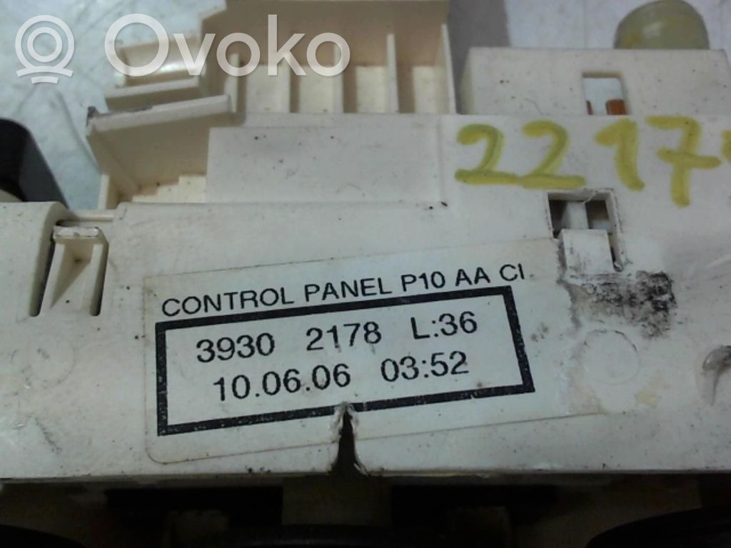 Opel Corsa C Climate control unit 