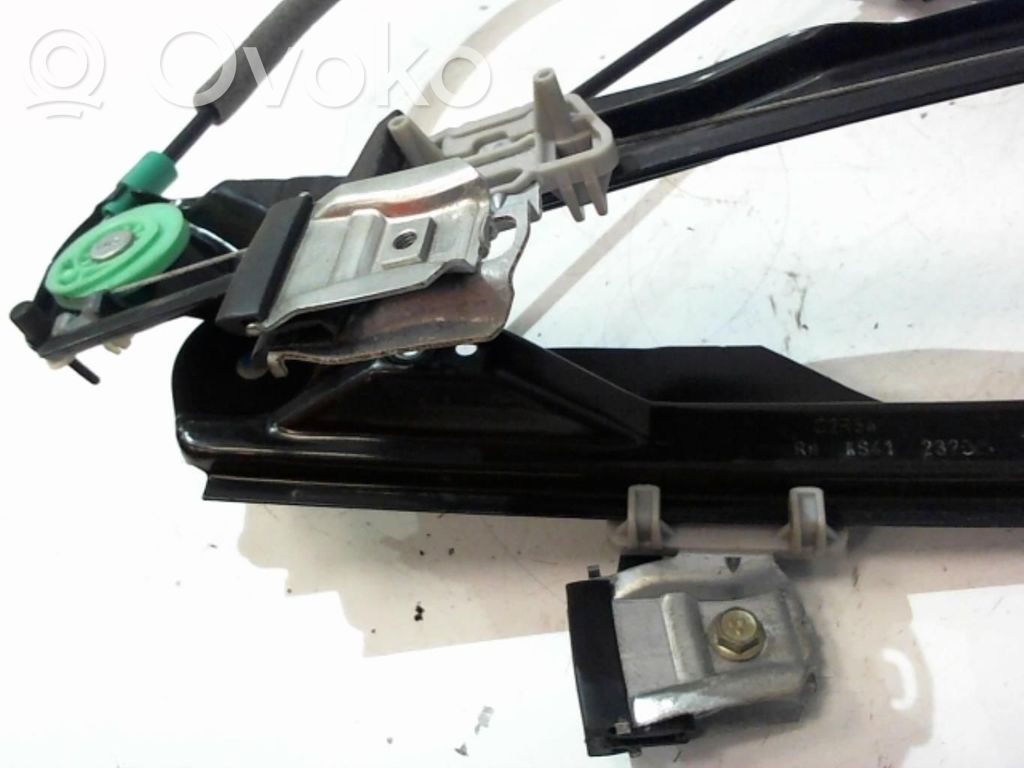 Ford Focus Regulador de puerta delantera con motor 