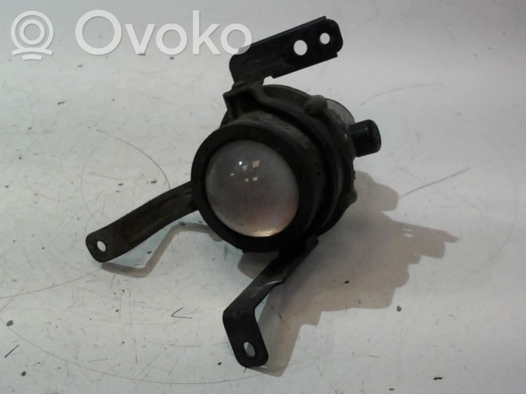 KIA Ceed Miglas lukturis priekšā 