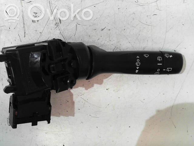 Toyota Aygo AB40 Manetka / Przełącznik wycieraczek 