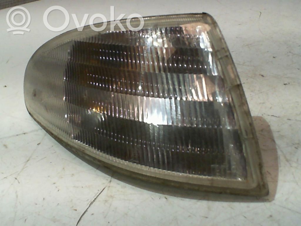 Ford Mondeo MK I Seitenblinker 
