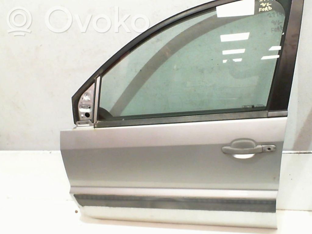 Ford Fusion Puerta delantera 