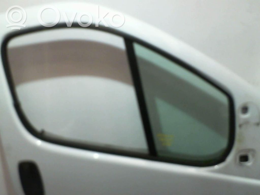 Renault Trafic II (X83) Puerta delantera 