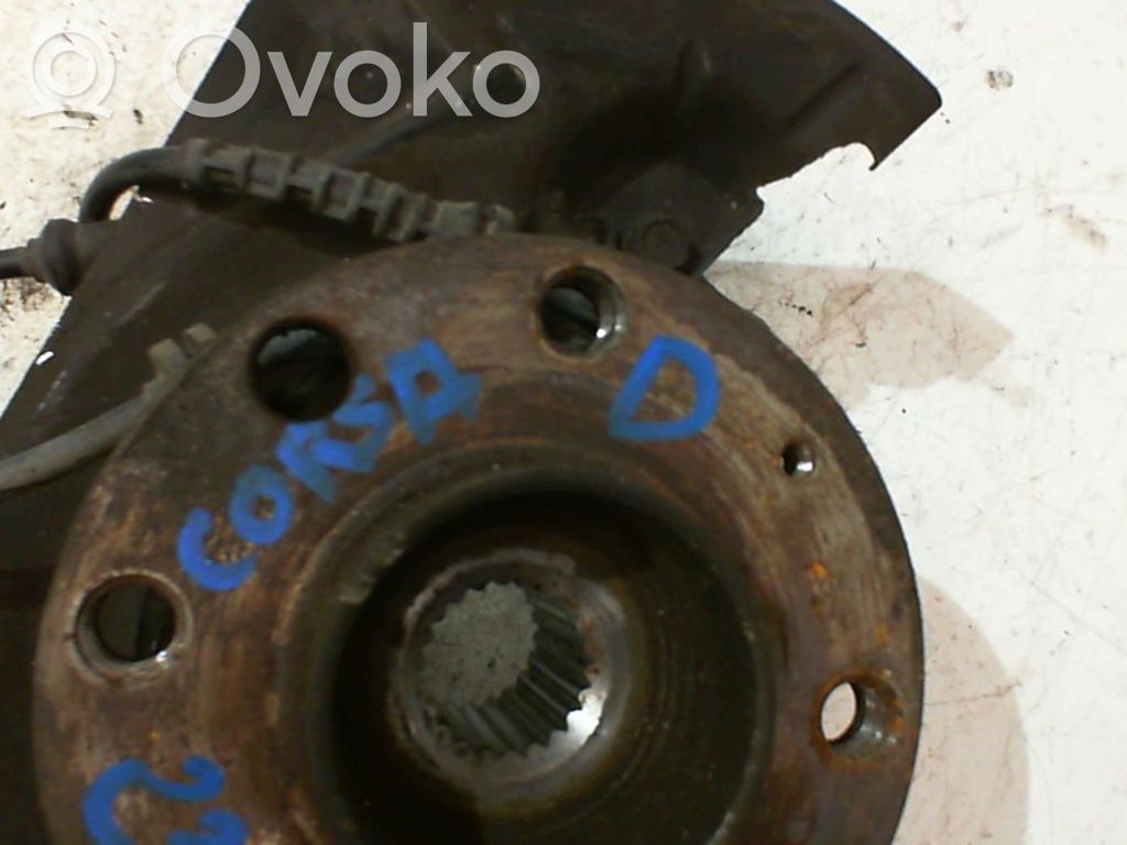 Opel Corsa D Priekinė stebulė 
