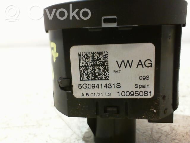 Volkswagen Polo VI Light switch 