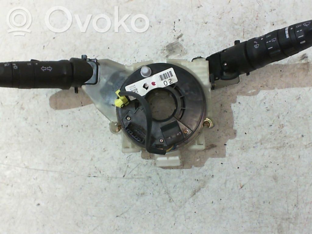 Nissan Micra Interruptor/palanca de limpiador de luz de giro 