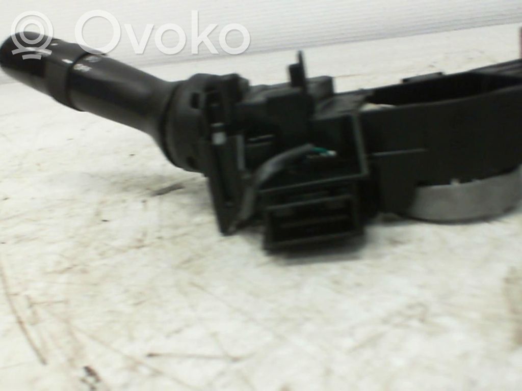 Toyota RAV 4 (XA30) Palanca de intermitentes 