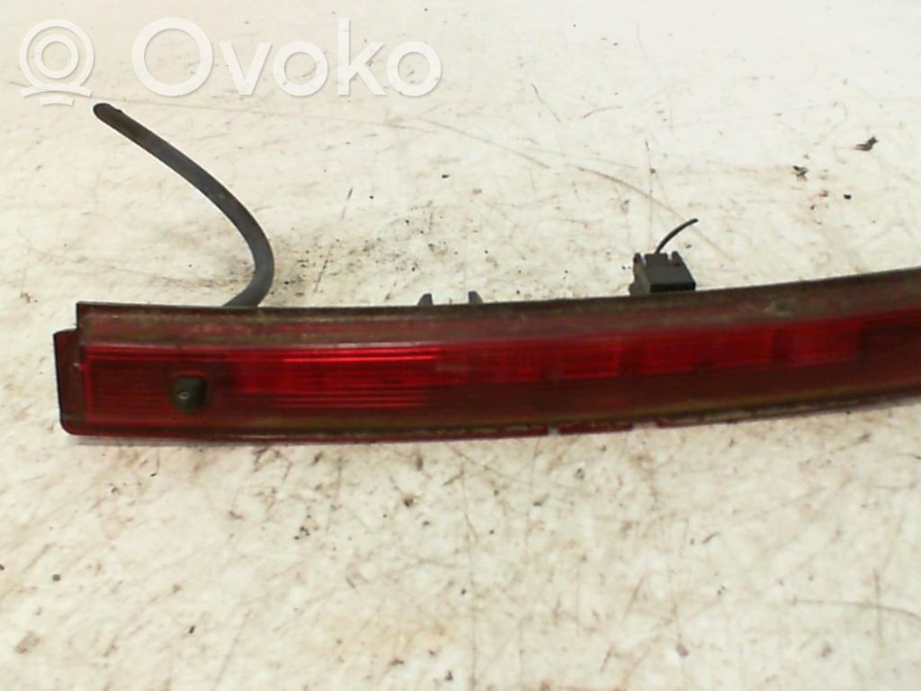 Renault Clio IV Third/center stoplight 