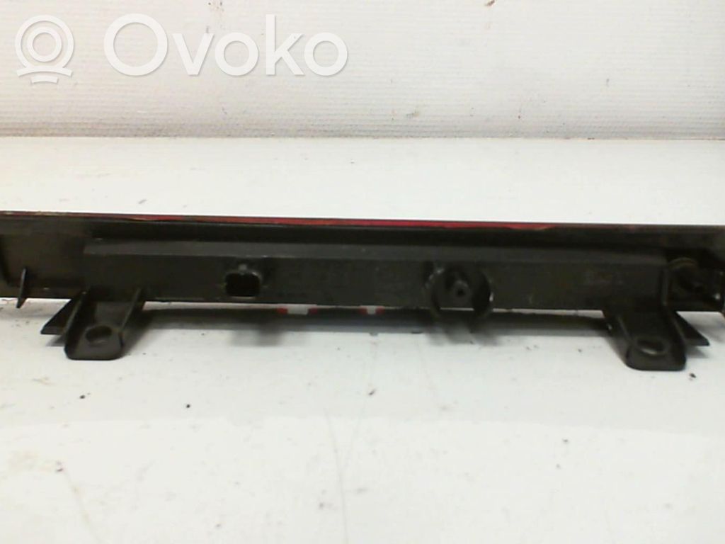 Renault Clio IV Third/center stoplight 