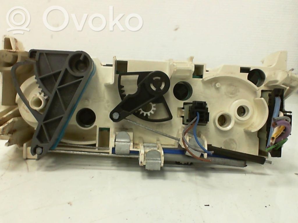 Citroen Berlingo Climate control unit 