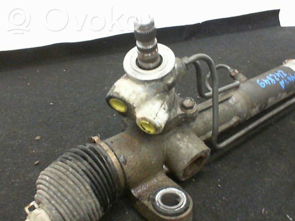 Toyota Corolla Verso E121 Steering rack 