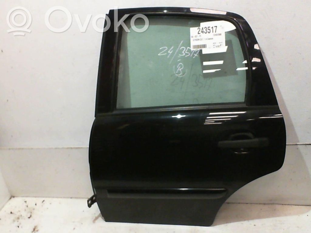 Galinės durys   9006K7