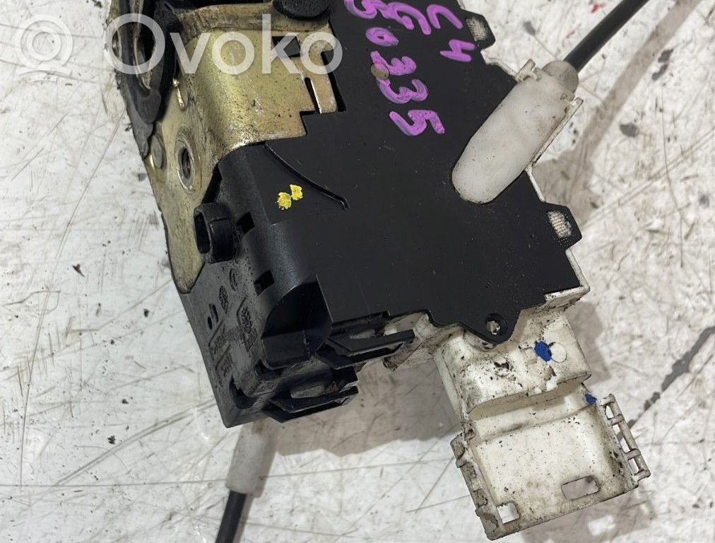 Citroen C4 I Etuoven lukko 