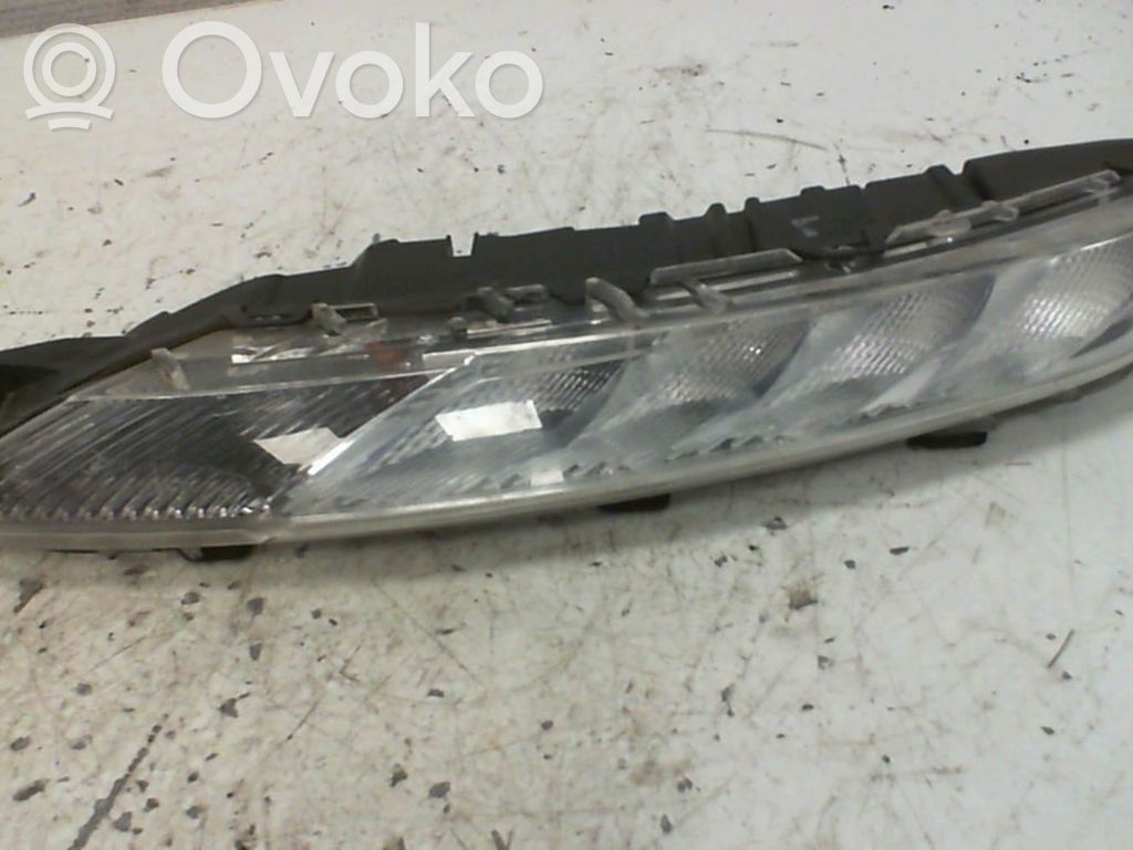 Citroen C4 II Picasso Lampa LED do jazdy dziennej 