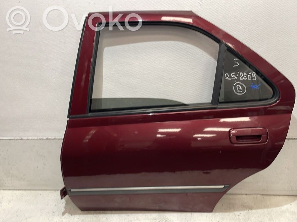 Peugeot 406 Puerta trasera 