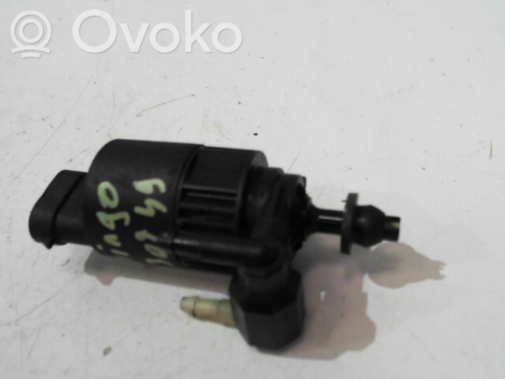 Renault Twingo I Windscreen/windshield washer pump 