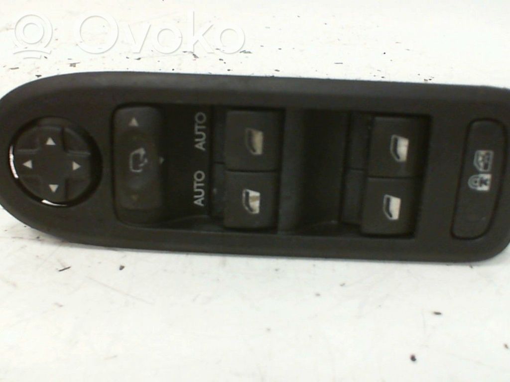 Citroen C3 Electric window control switch 