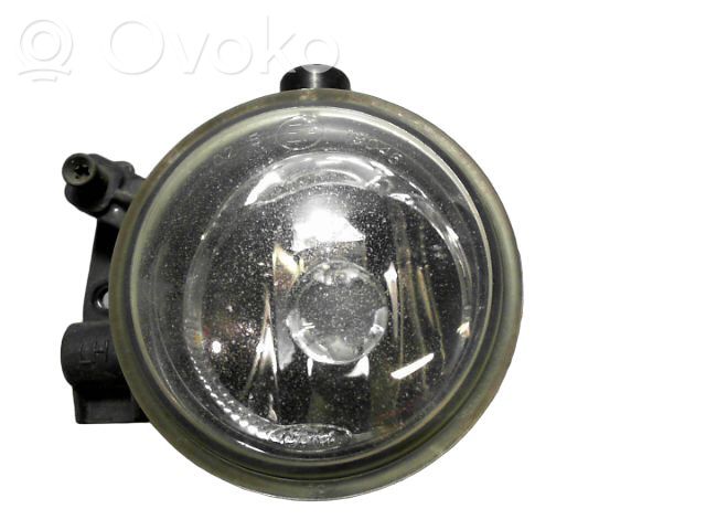 Miglas lukturis priekšā   1481005,093611,1234874,13316772,13316802,1465088,1471729,1481005,1862996,190407001,2902401,2912400,309018,39021568,39021569,3M5115K201AA,3M5115K201AB,3M5115K202AA,4312010RUE,609040,718121602221,BSG30815001,FD4244413,FD7154413