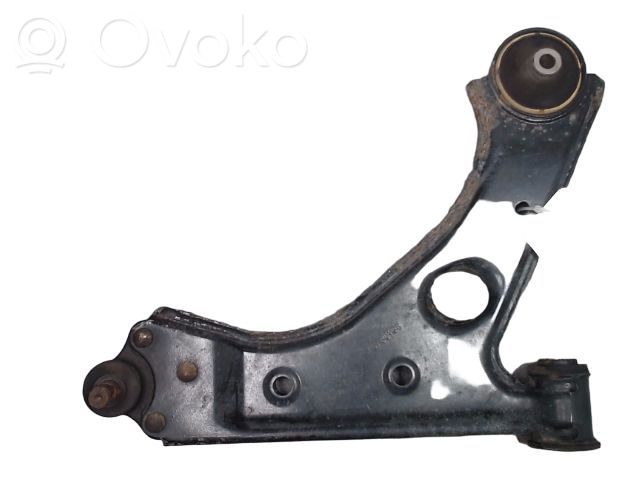 Opel Corsa D Dolny wahacz przedni 