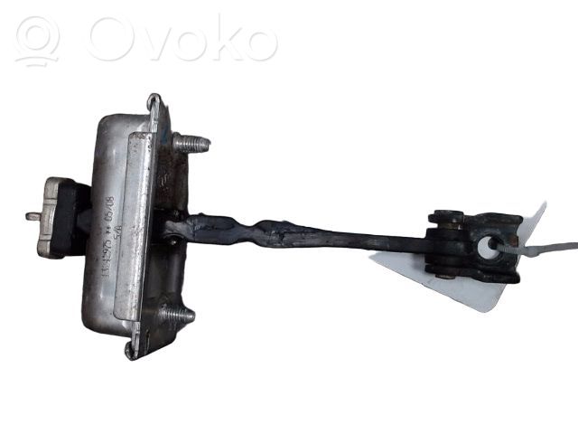 Opel Corsa D Ogranicznik drzwi przednich 