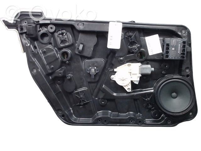 Mercedes-Benz A W176 Elektryczny podnośnik szyby drzwi przednich 