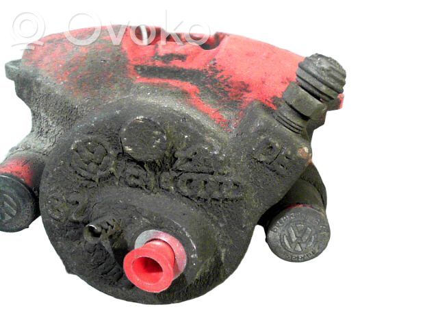 Audi A3 S3 8P Zacisk hamulcowy przedni 