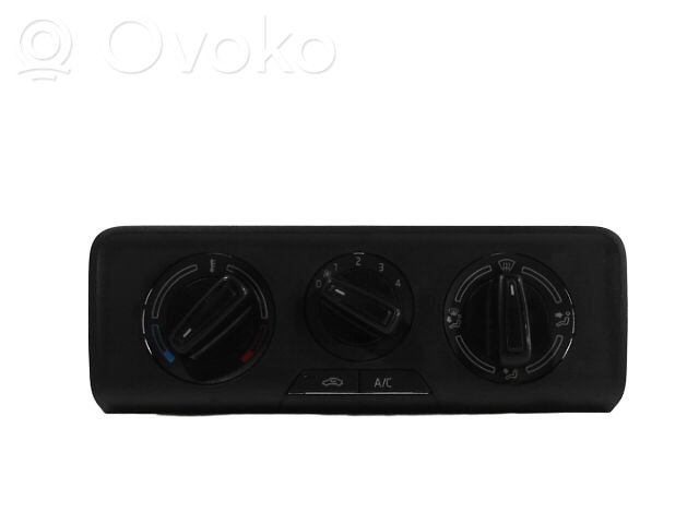Skoda Fabia Mk3 (NJ) Panel klimatyzacji 
