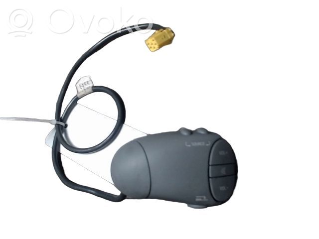 Renault Twingo I Unidad central de control multimedia 